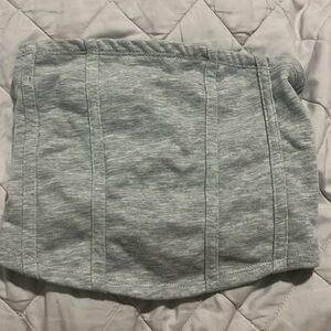 it’s too tight on me it came in a set but i only liked the pants lol so cute